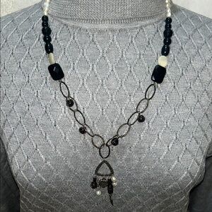 Elegant Black and Cream Beaded Pendant Necklace